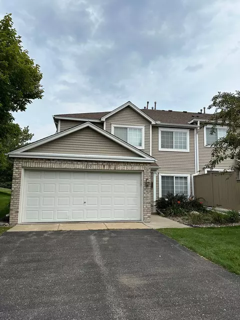11030 Lexington Dr, Eden Prairie, MN 55344