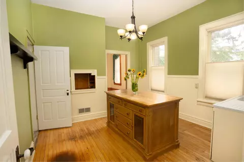 Bath - 30 13th Ave N, Saint Cloud, MN 56303 photo 1 of 6