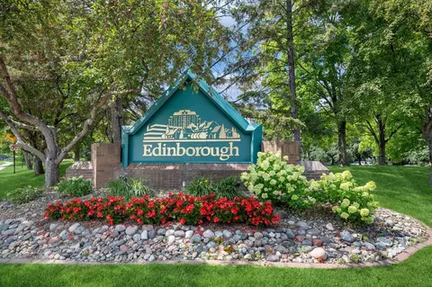 7606 York Ave S #7202, Edina, MN 55435