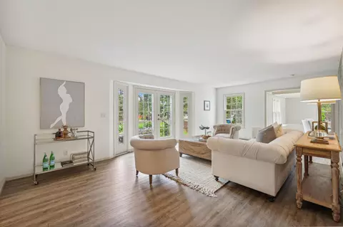 5415 Interlachen Blvd, Edina, MN 55436
