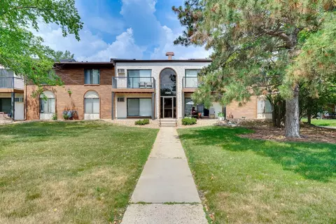 7340 York Ave S #102-6, Edina, MN 55435