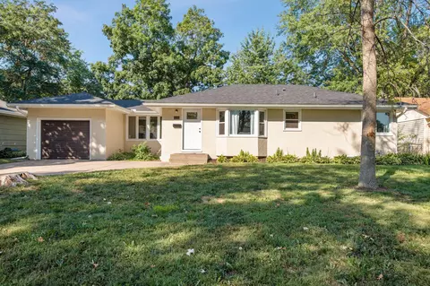 5325 Kentucky Ave N, Crystal, MN 55428