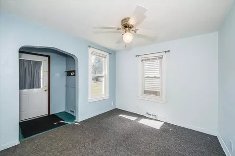 3709 W 4th St, Duluth, MN 55807 photo 4