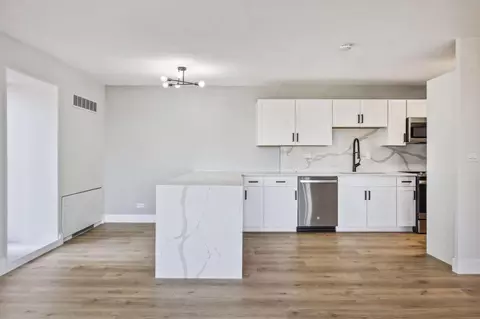 19 S 1st St #B1002, Minneapolis, MN 55401