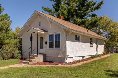 1115 Broadway St, Brainerd, MN 56401