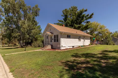 1115 Broadway St, Brainerd, MN 56401 photo 2