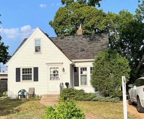 6829 Cedar Ave S, Richfield, MN 55423