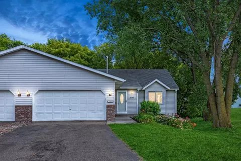 2140 78th Ct E, Inver Grove Heights, MN 55077
