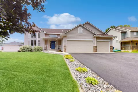18054 Monroe Cir NW, Elk River, MN 55330