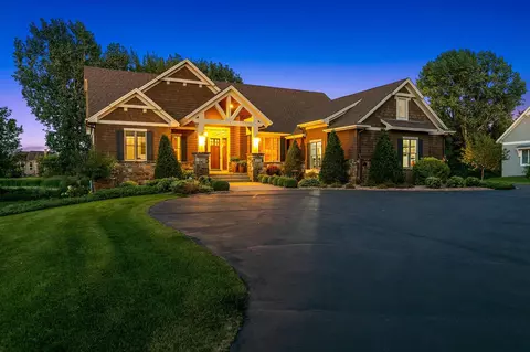 7904 Bent Tree Cir, Prior Lake, MN 55372