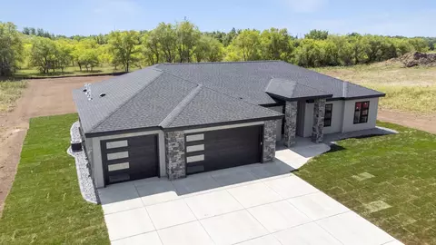 Exterior - 3650 36th St S, Saint Cloud, MN 56301 photo 4 of 5