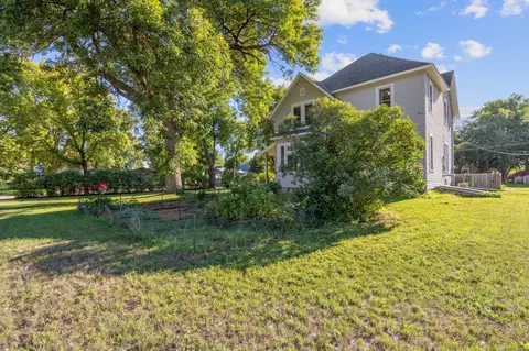 604 8th St E, Glencoe, MN 55336 photo 20