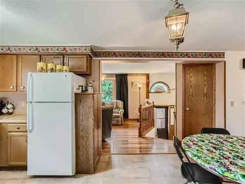 2010 Vienna Ln, Eagan, MN 55122 photo 9
