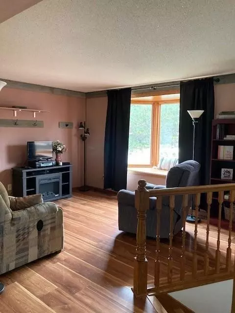2010 Vienna Ln, Eagan, MN 55122 photo 10