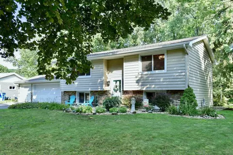 457 Kerry Dr, Winona, MN 55987