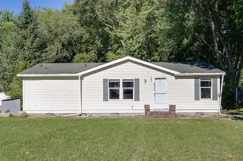 8215 Oakwood Ave NE, Otsego, MN 55330