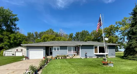 34607 310th Ave NW, Argyle, MN 56713
