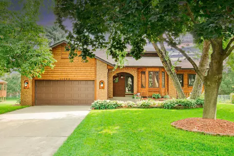 11032 Wisconsin Ave N, Champlin, MN 55316