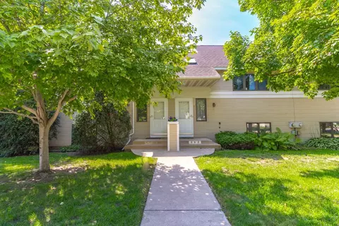 664 Front Ave #1, Saint Paul, MN 55103