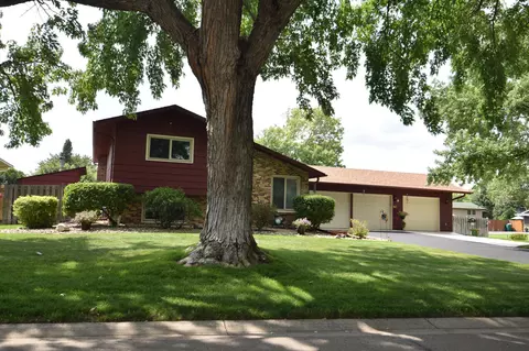 7802 Idaho Ln N, Brooklyn Park, MN 55445