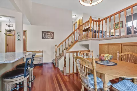 7105 Brian Way, Centerville, MN 55038 photo 10
