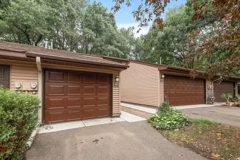 95 South Dr #D, Circle Pines, MN 55014