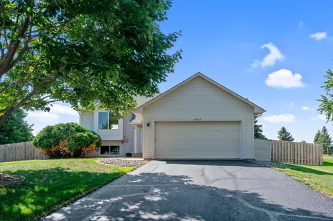 9049 Glacier Bay, Woodbury, MN 55125