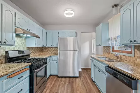 5430 Zealand Ave N, New Hope, MN 55428