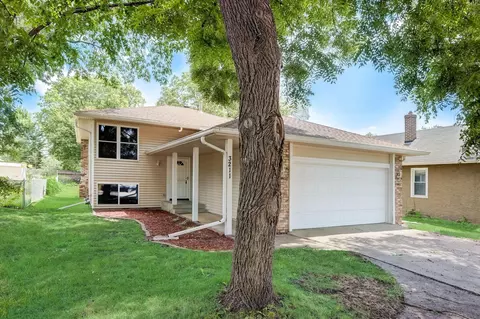 3211 NE Stinson Blvd, Saint Anthony, MN 55418