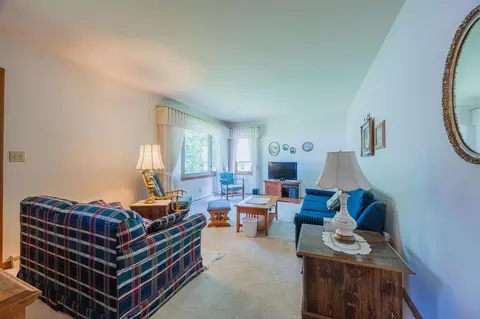 327 S 2nd St E, Aurora, MN 55705 photo 4