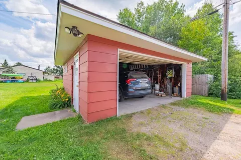327 S 2nd St E, Aurora, MN 55705 photo 2