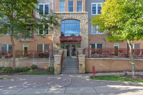 620 Main St N #415, Stillwater, MN 55082