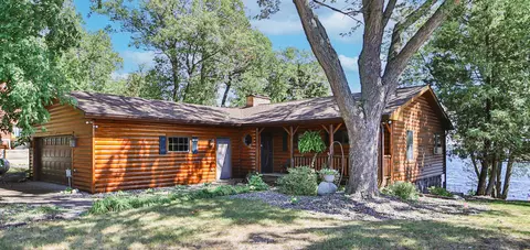 4302 Lakeview Dr, Cushing, MN 56443