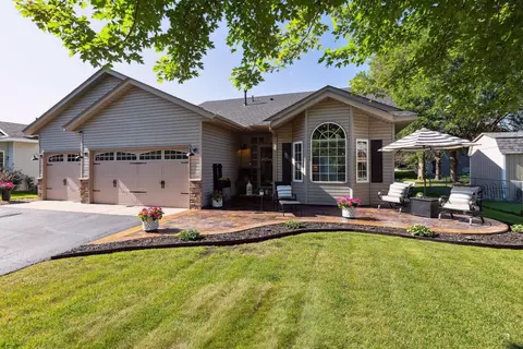 4468 Helena Way N, Oakdale, MN 55128