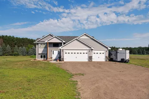 10866 305th Ave NW, Princeton, MN 55371