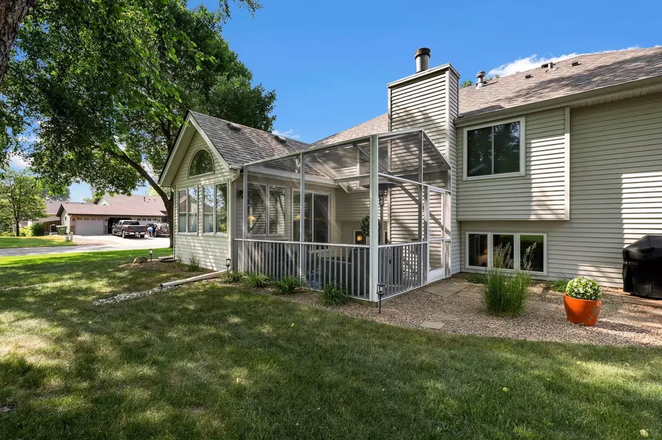  315 Long Lake Ct, Shoreview, MN 55126 photo 34