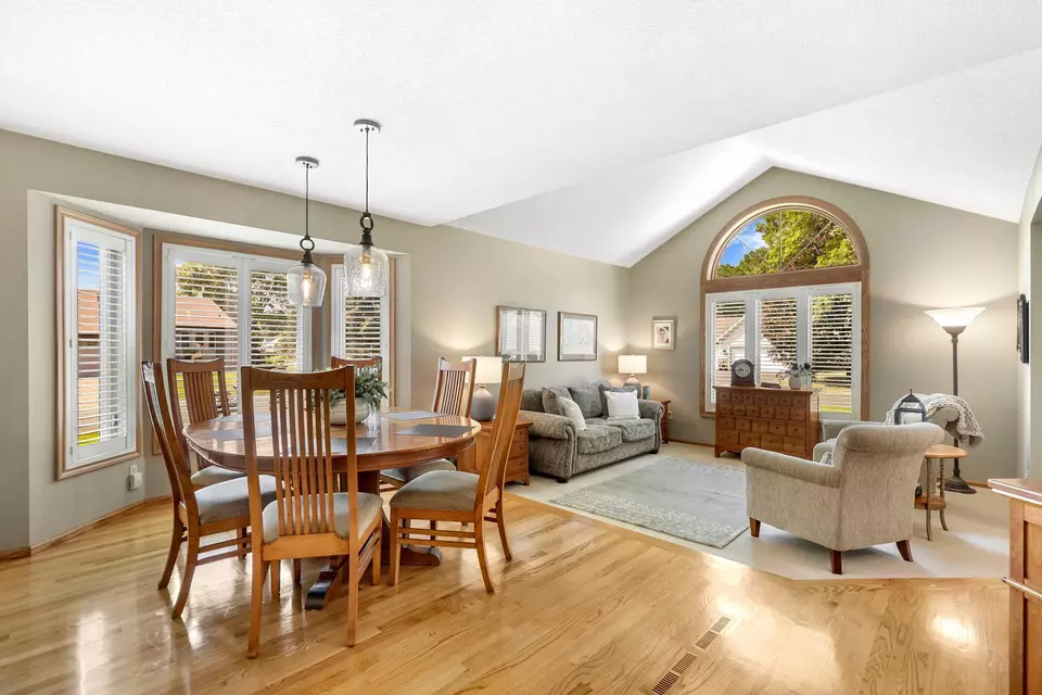  315 Long Lake Ct, Shoreview, MN 55126 photo 10