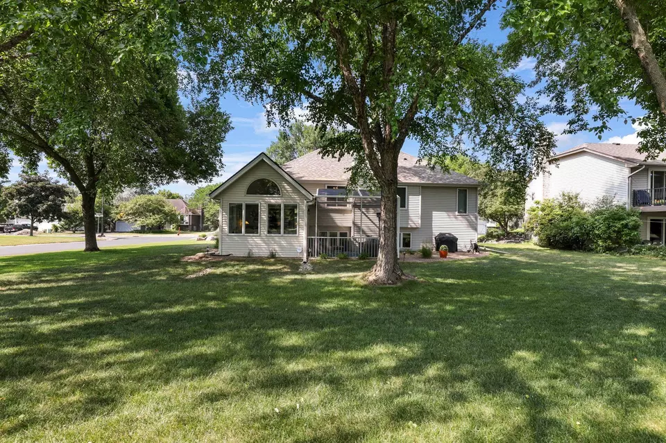  315 Long Lake Ct, Shoreview, MN 55126 photo 35