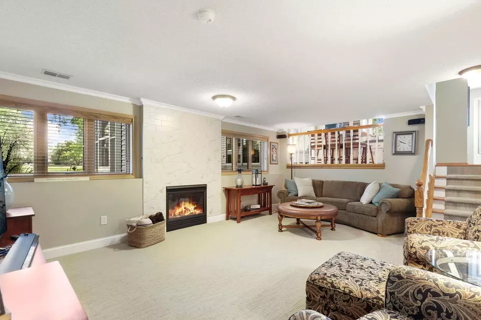  315 Long Lake Ct, Shoreview, MN 55126 photo 27