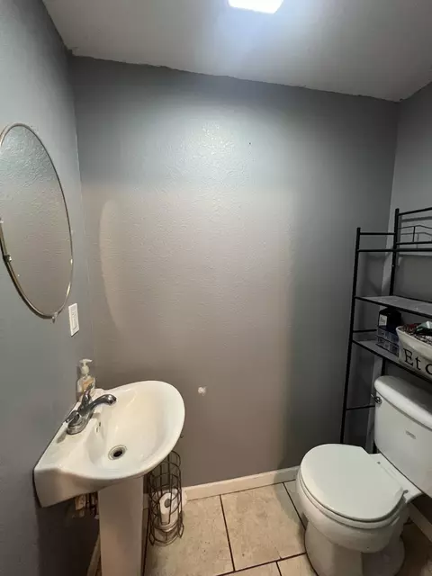 402 Becker Ave SE, Willmar, MN 56201 photo 5