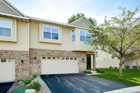 8508 Lakeview Ter, Savage, MN 55378