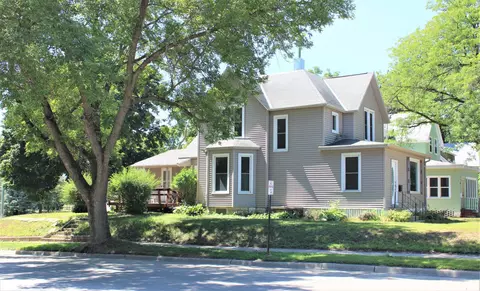 820 2nd Ave NE, Austin, MN 55912 photo 3