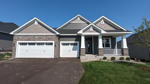 8372 61st St S, Cottage Grove, MN 55016