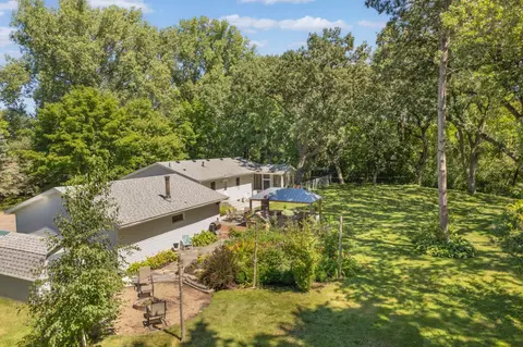 3407 Lake Elmo Ave N, Lake Elmo, MN 55042