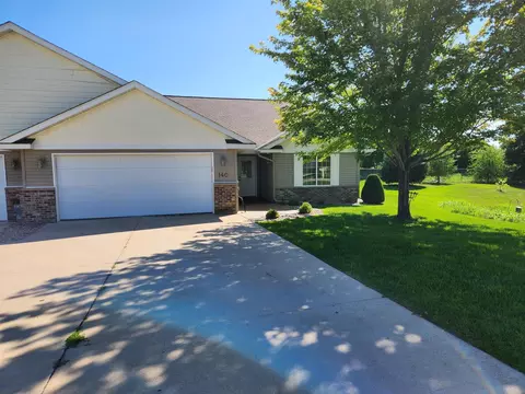 140 Quail Path, Mankato, MN 56001