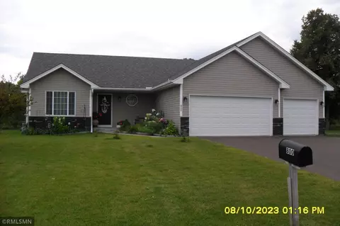 800 S Rush Creek Ln, Rush City, MN 55069