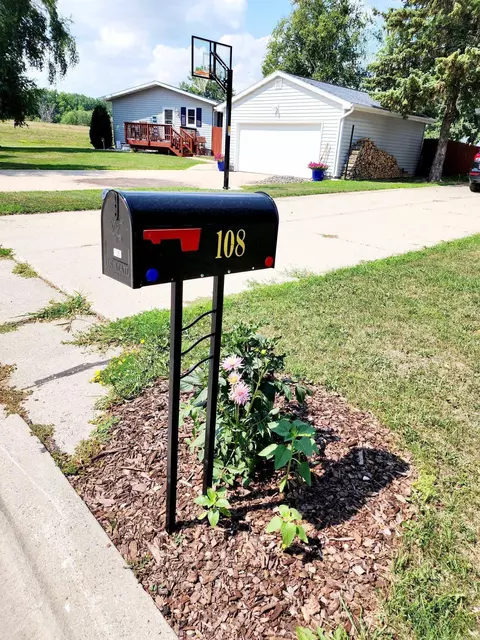 108 4th Ave W, Oslo, MN 56744