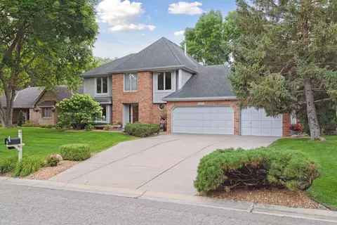 3705 Vinewood Ln N, Plymouth, MN 55441