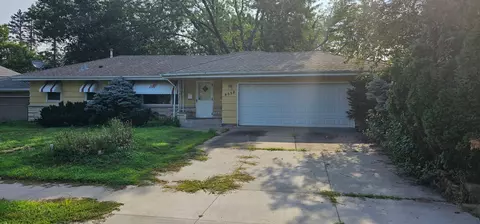 4558 Vera Cruz Ave N, Robbinsdale, MN 55422