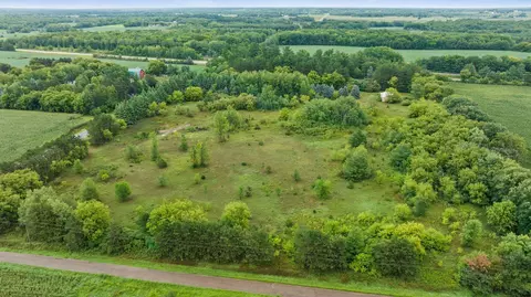 1195 Highway 107, Braham, MN 55006